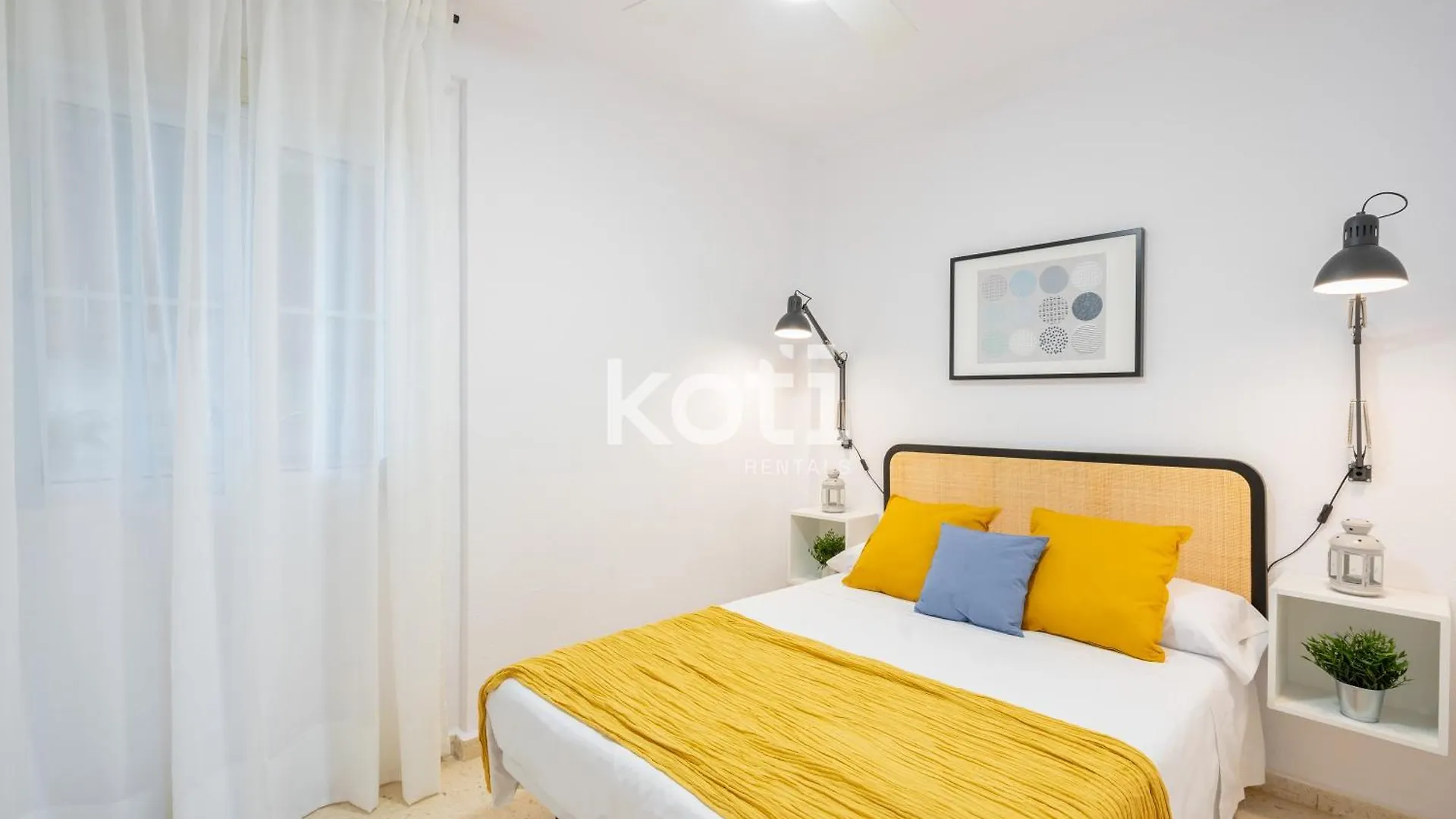 Koti Rentals - Diana Fuengirola 0*,